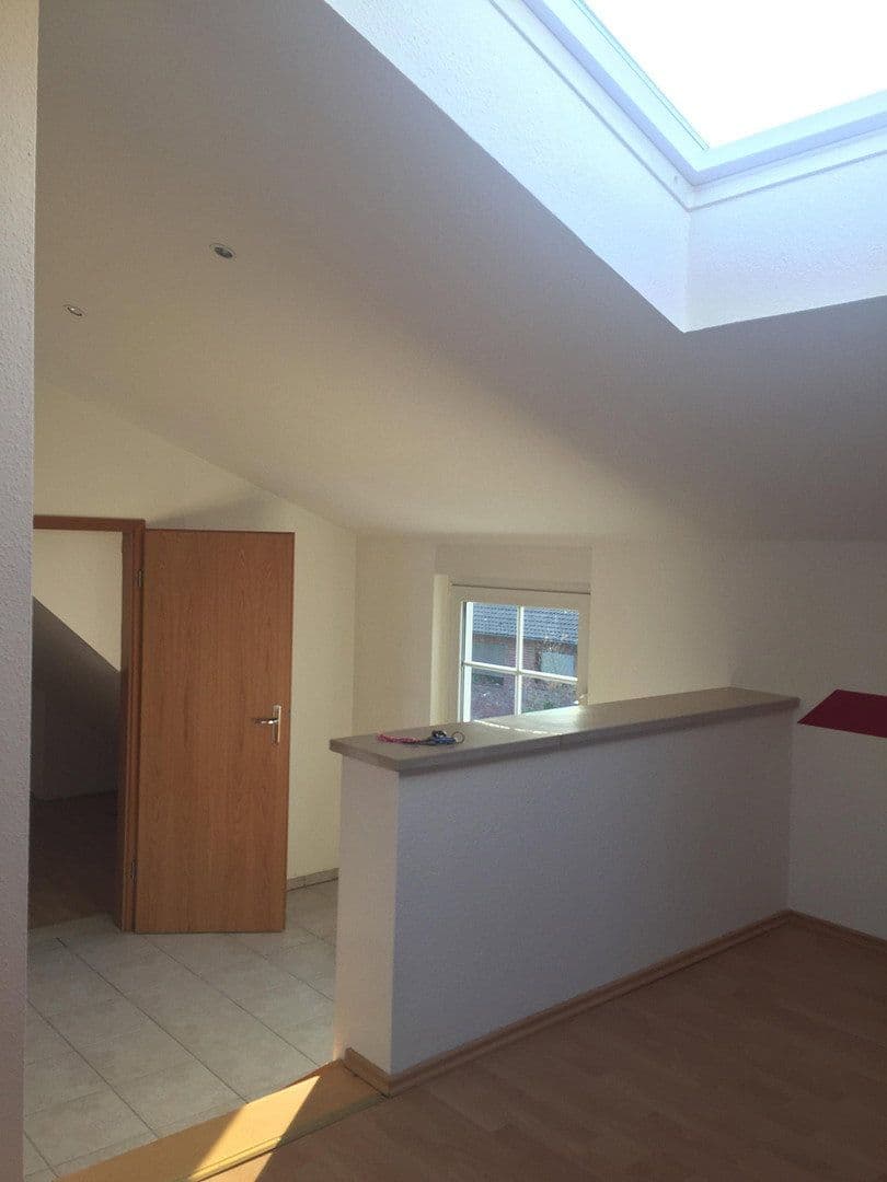 Prenájom bytu 2-izbový 95 m², Grünestraße 28, Wermelskirchen, Severné Porýnie - Westfálsko Prenájom bytu 2-izbový 95 m², Grünestraße 28, Wermelskirchen, Severné Porýnie - Westfálsko