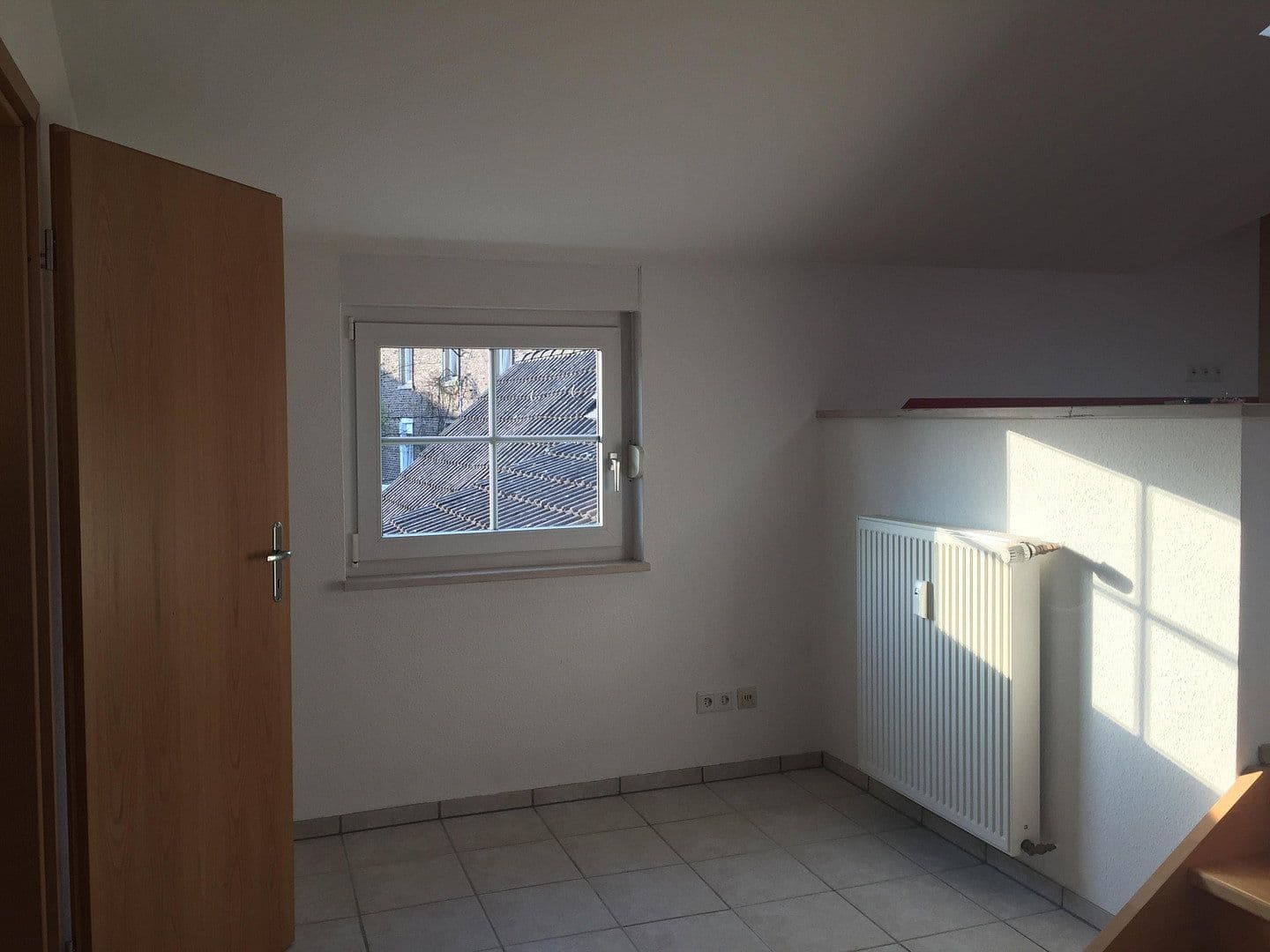Prenájom bytu 2-izbový 95 m², Grünestraße 28, Wermelskirchen, Severné Porýnie - Westfálsko Prenájom bytu 2-izbový 95 m², Grünestraße 28, Wermelskirchen, Severné Porýnie - Westfálsko