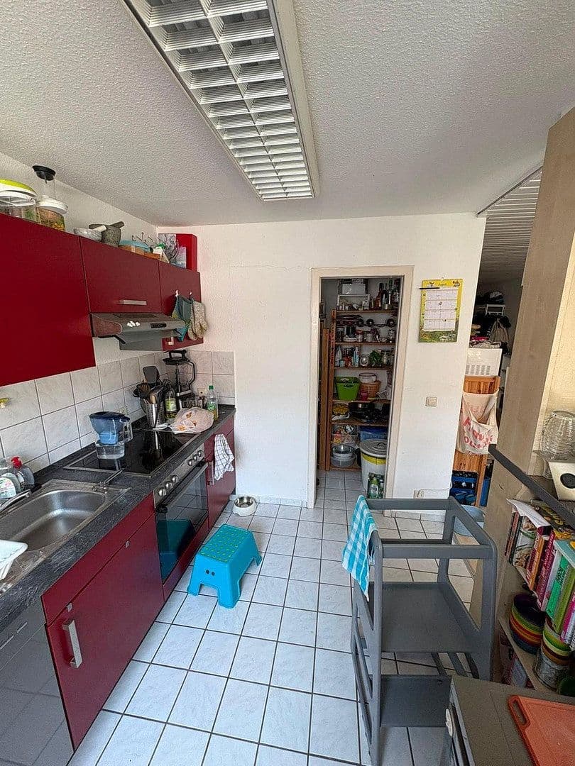 Prenájom bytu 3-izbový 120 m², Lampertstraße 4, Nürtingen, Bádensko-Wurttembersko Prenájom bytu 3-izbový 120 m², Lampertstraße 4, Nürtingen, Bádensko-Wurttembersko