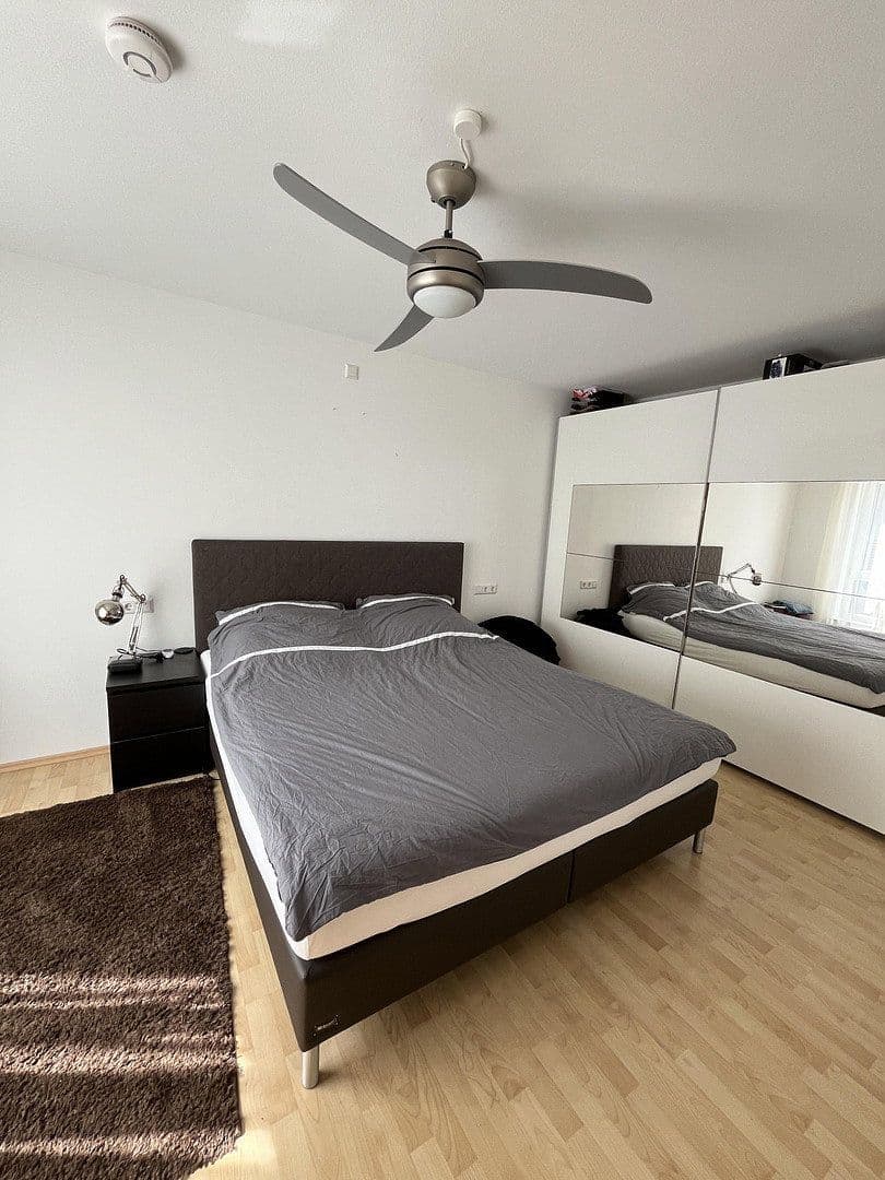 Prenájom bytu 2-izbový 63 m², Kreuzkirchstraße 7, Nürtingen, Bádensko-Wurttembersko Prenájom bytu 2-izbový 63 m², Kreuzkirchstraße 7, Nürtingen, Bádensko-Wurttembersko
