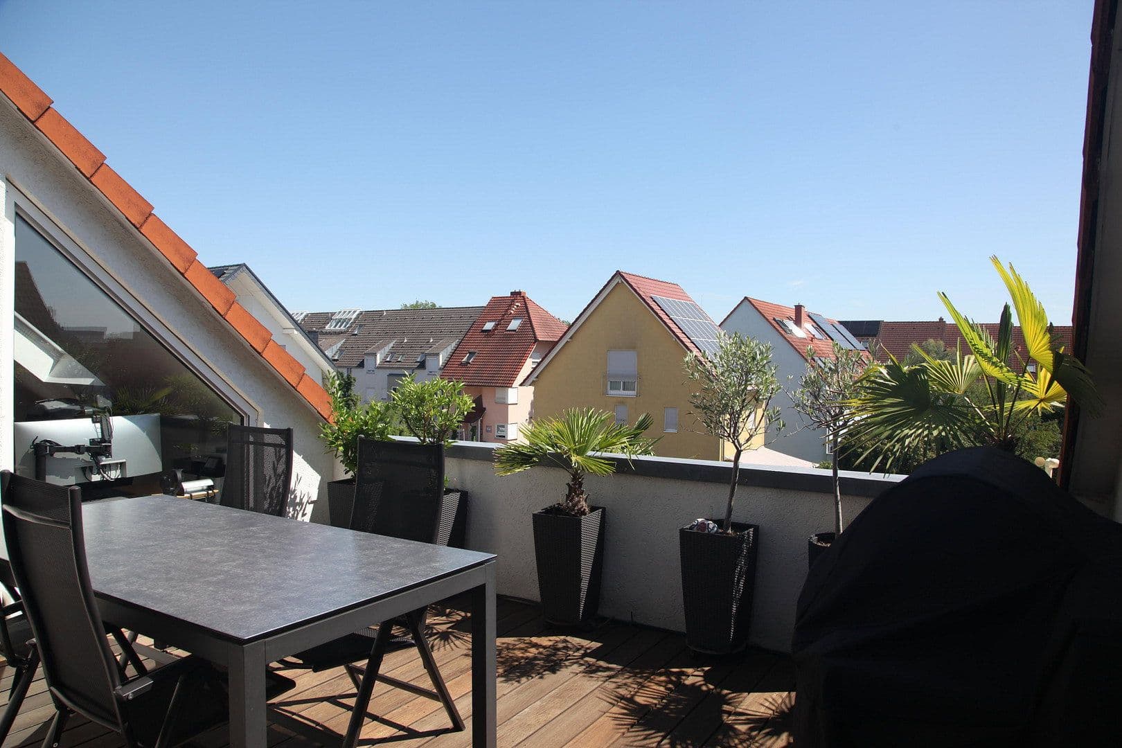 Predaj bytu 4-izbový 121 m², Schwetzingen, Bádensko-Wurttembersko Predaj bytu 4-izbový 121 m², Schwetzingen, Bádensko-Wurttembersko
