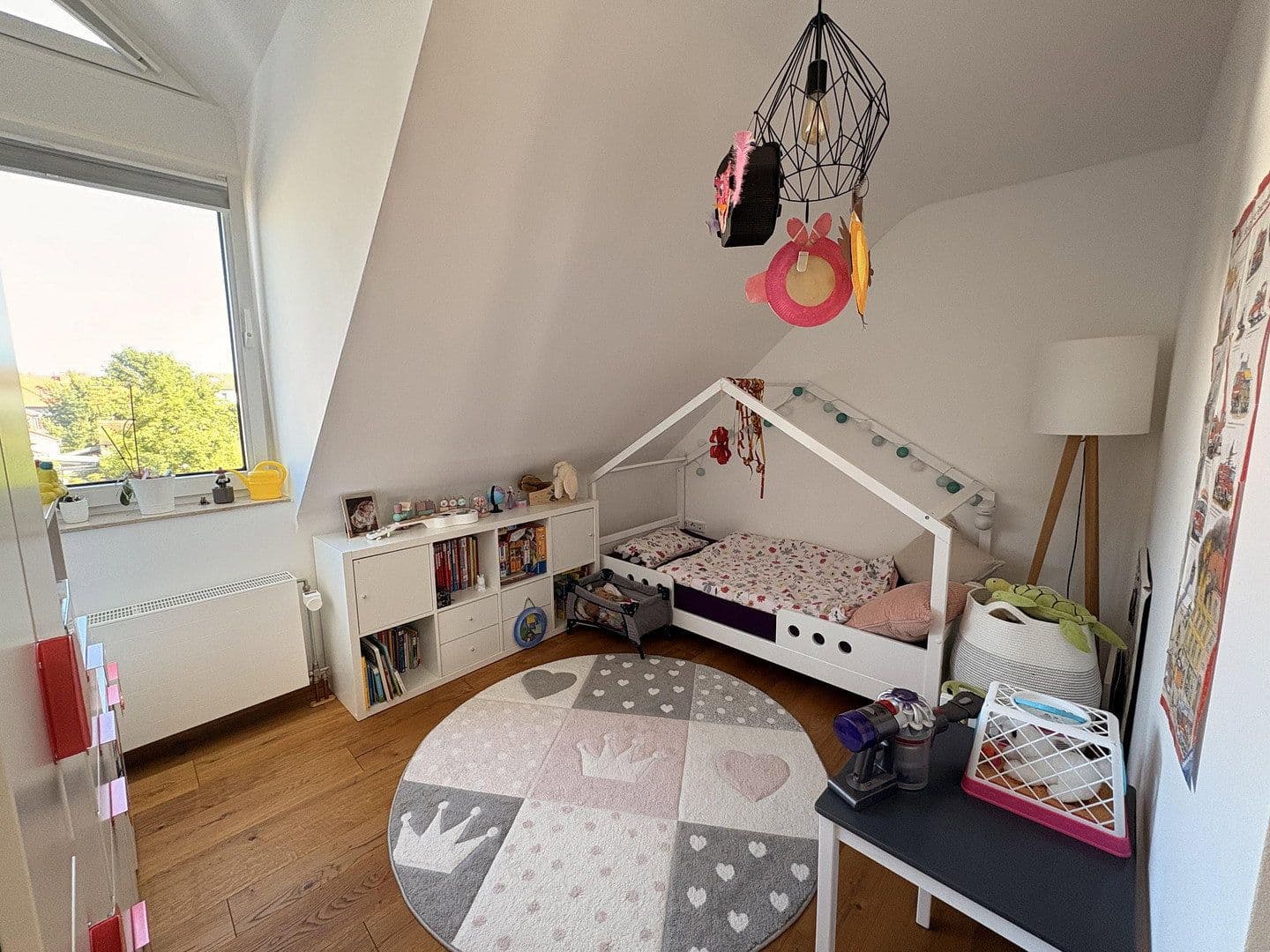 Predaj bytu 4-izbový 121 m², Schwetzingen, Bádensko-Wurttembersko Predaj bytu 4-izbový 121 m², Schwetzingen, Bádensko-Wurttembersko