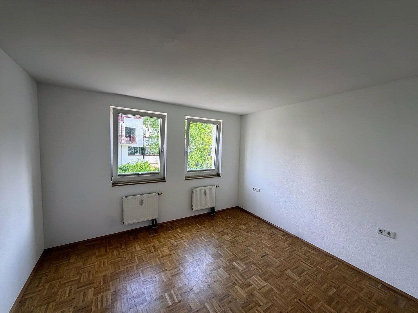 Prenájom bytu 3-izbový 74 m², Ratingen, Severné Porýnie - Westfálsko Prenájom bytu 3-izbový 74 m², Ratingen, Severné Porýnie - Westfálsko
