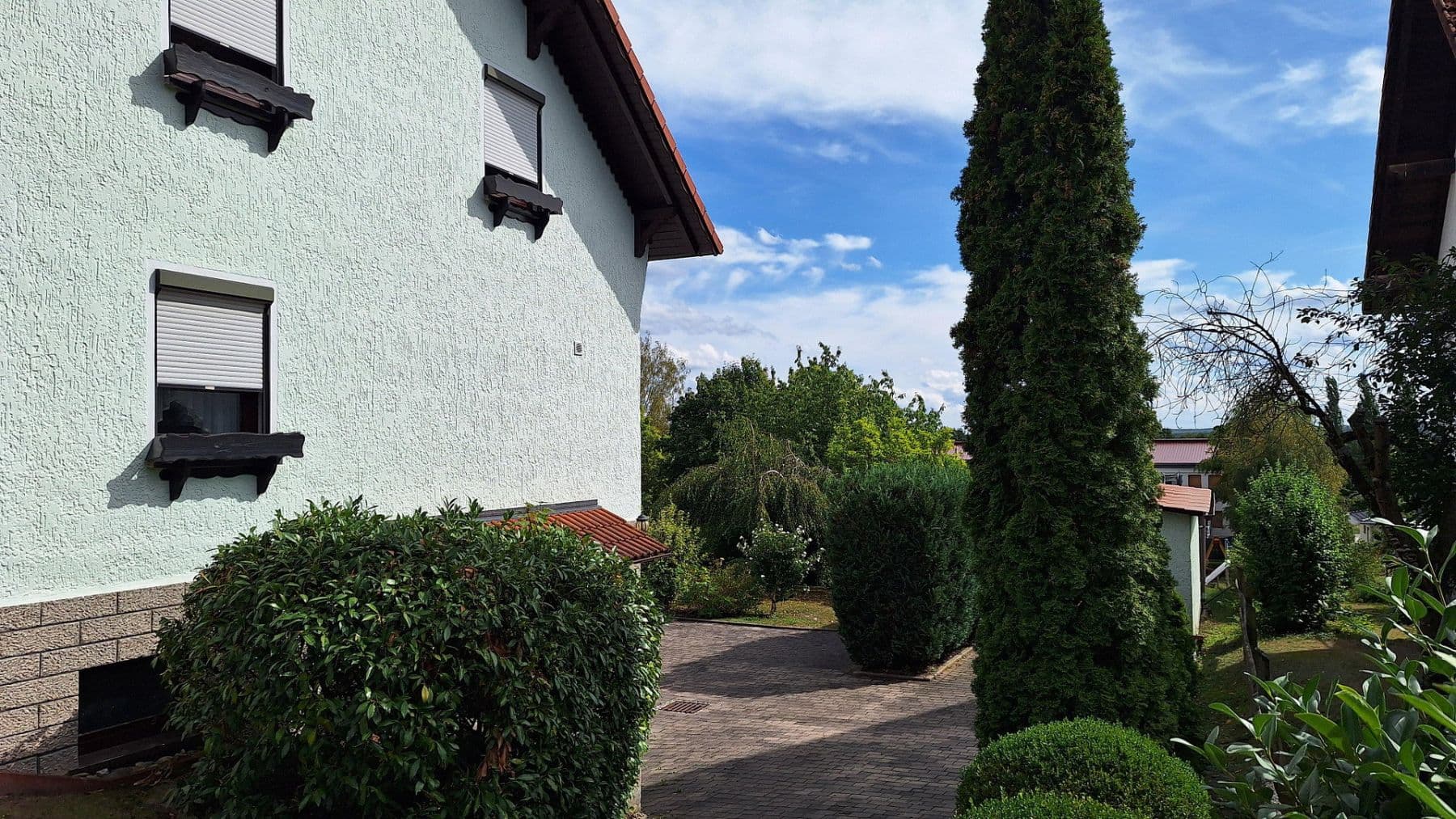 Predaj domu 140 m², pozemok 765 m², Am Hüpfsteig 9, Römhild, Durínsko Predaj domu 140 m², pozemok 765 m², Am Hüpfsteig 9, Römhild, Durínsko
