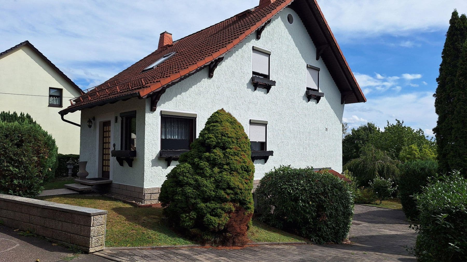 Predaj domu 140 m², pozemok 765 m², Am Hüpfsteig 9, Römhild, Durínsko Predaj domu 140 m², pozemok 765 m², Am Hüpfsteig 9, Römhild, Durínsko