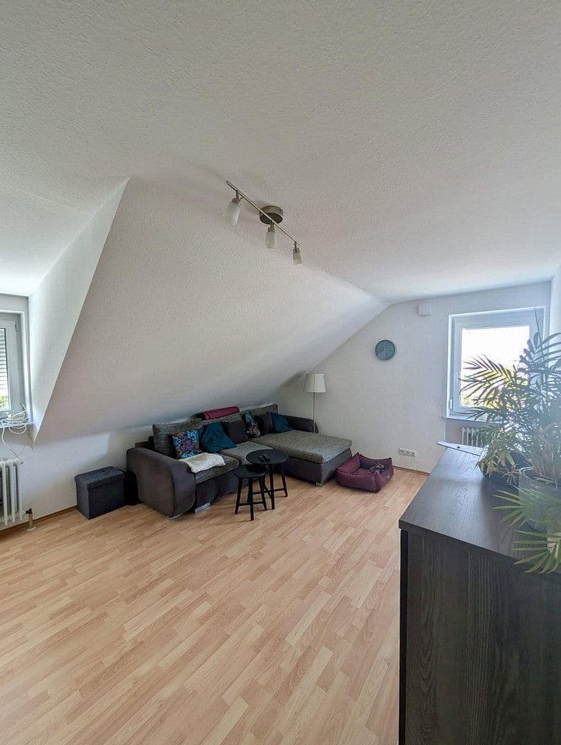 Prenájom bytu 2-izbový 47 m², Hubertusstraße 2, Stein, Bavorsko Prenájom bytu 2-izbový 47 m², Hubertusstraße 2, Stein, Bavorsko