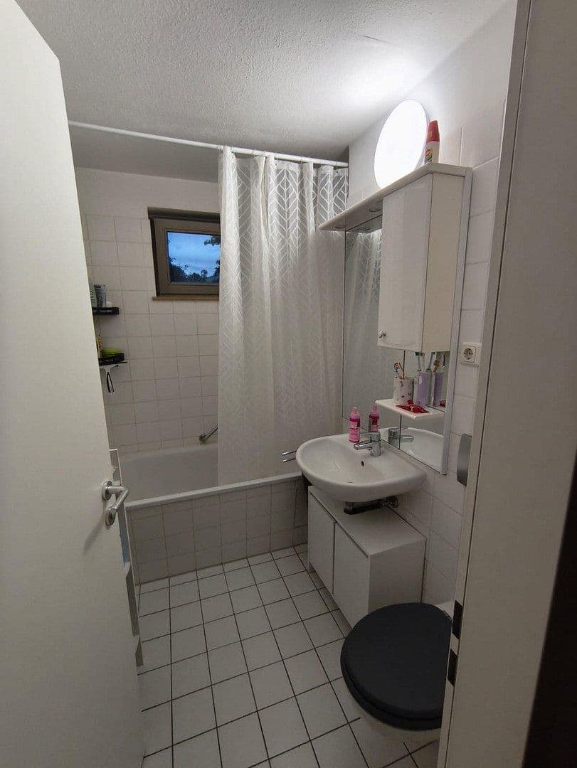 Prenájom bytu 2-izbový 58 m², Angerstraße 17, Schönefeld, Brandenbursko Prenájom bytu 2-izbový 58 m², Angerstraße 17, Schönefeld, Brandenbursko