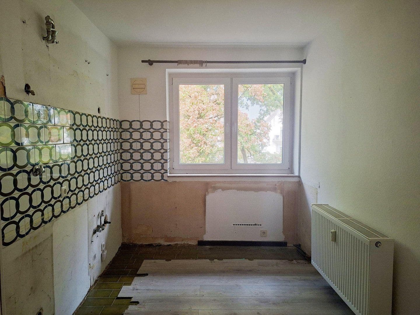 Prenájom bytu 2-izbový 65 m², Hatzper Str. 125, Essen, Severné Porýnie - Westfálsko Prenájom bytu 2-izbový 65 m², Hatzper Str. 125, Essen, Severné Porýnie - Westfálsko