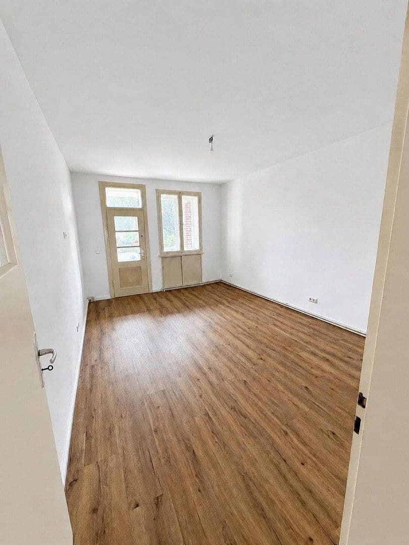 Prenájom bytu 4-izbový 109 m², Hildesheim, Dolné Sasko Prenájom bytu 4-izbový 109 m², Hildesheim, Dolné Sasko