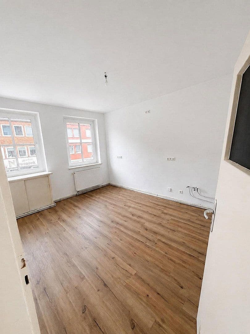 Prenájom bytu 4-izbový 109 m², Hildesheim, Dolné Sasko Prenájom bytu 4-izbový 109 m², Hildesheim, Dolné Sasko