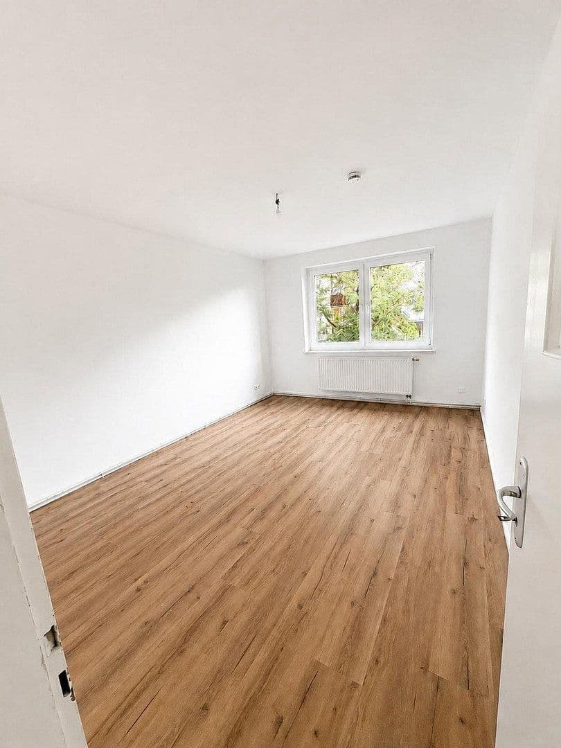 Prenájom bytu 4-izbový 109 m², Hildesheim, Dolné Sasko Prenájom bytu 4-izbový 109 m², Hildesheim, Dolné Sasko