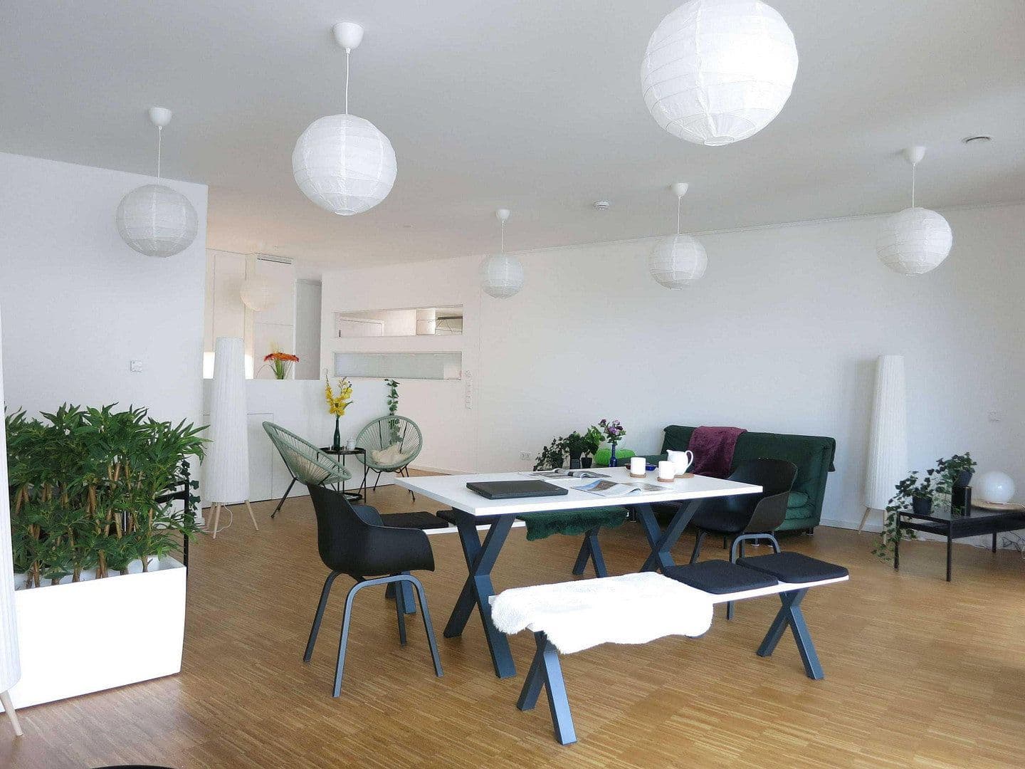 Prenájom bytu 2-izbový 81 m², Berlin, Berlín Prenájom bytu 2-izbový 81 m², Berlin, Berlín