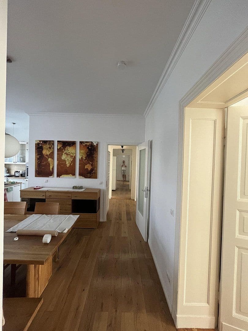 Predaj bytu 3-izbový 104 m², Berlin, Berlín Predaj bytu 3-izbový 104 m², Berlin, Berlín