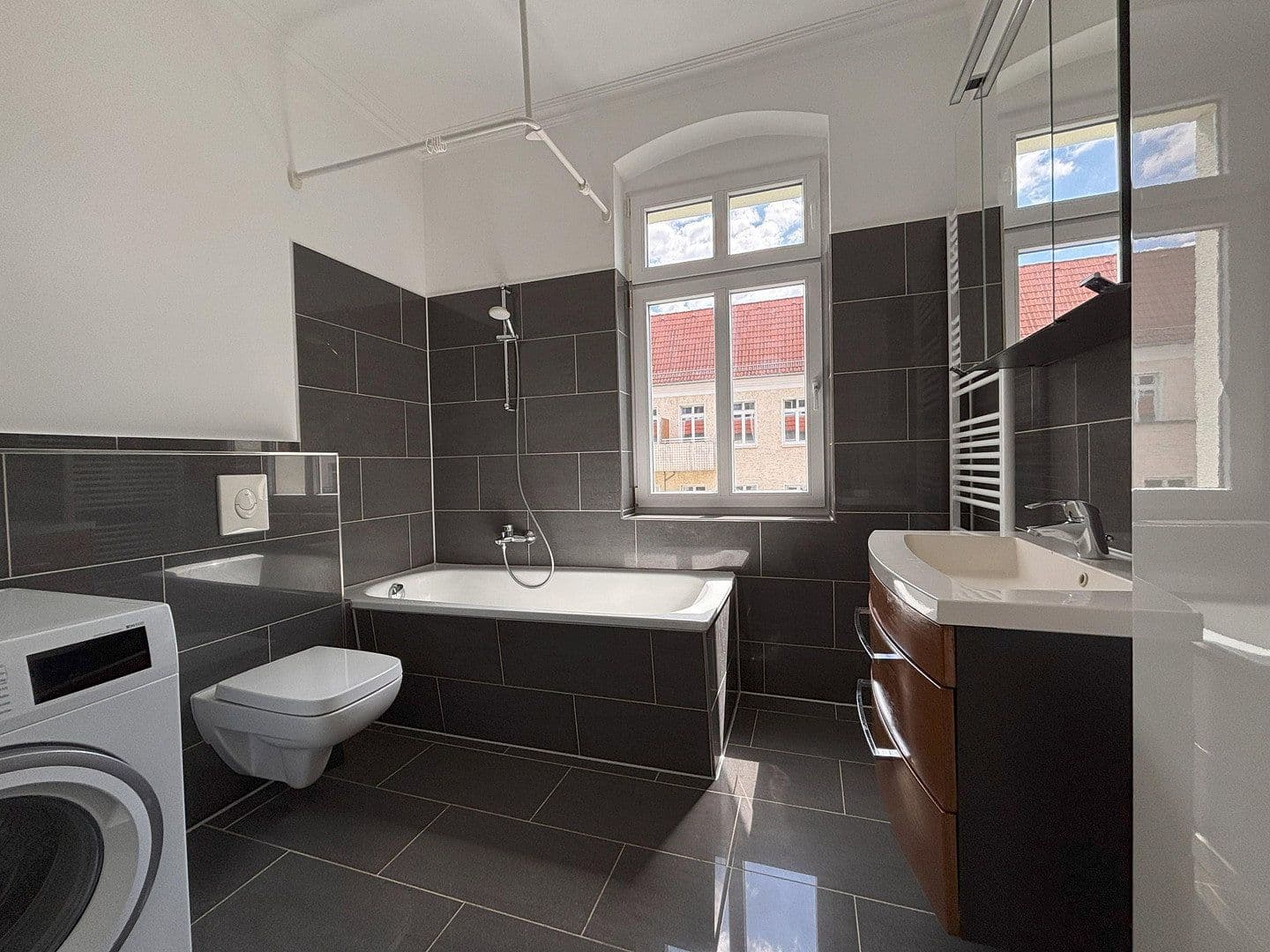 Predaj bytu 3-izbový 104 m², Berlin, Berlín Predaj bytu 3-izbový 104 m², Berlin, Berlín