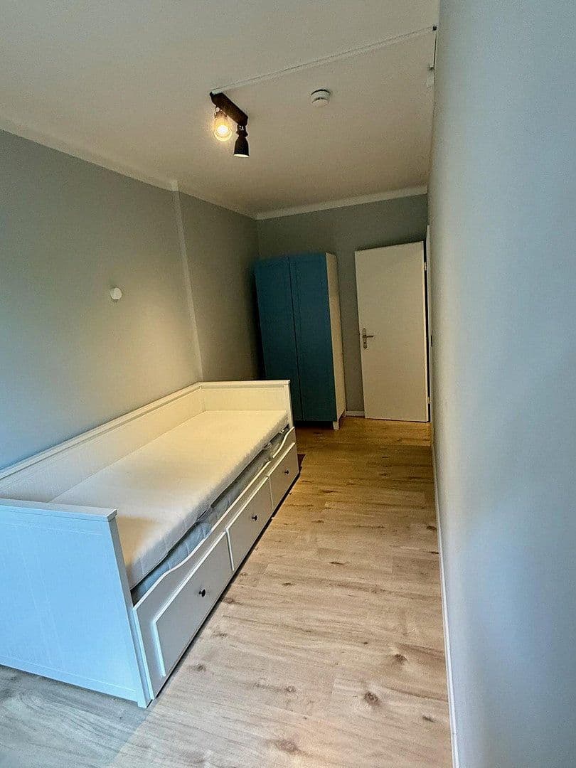 Prenájom bytu 4-izbový 80 m², Hamburg, Hamburg Prenájom bytu 4-izbový 80 m², Hamburg, Hamburg