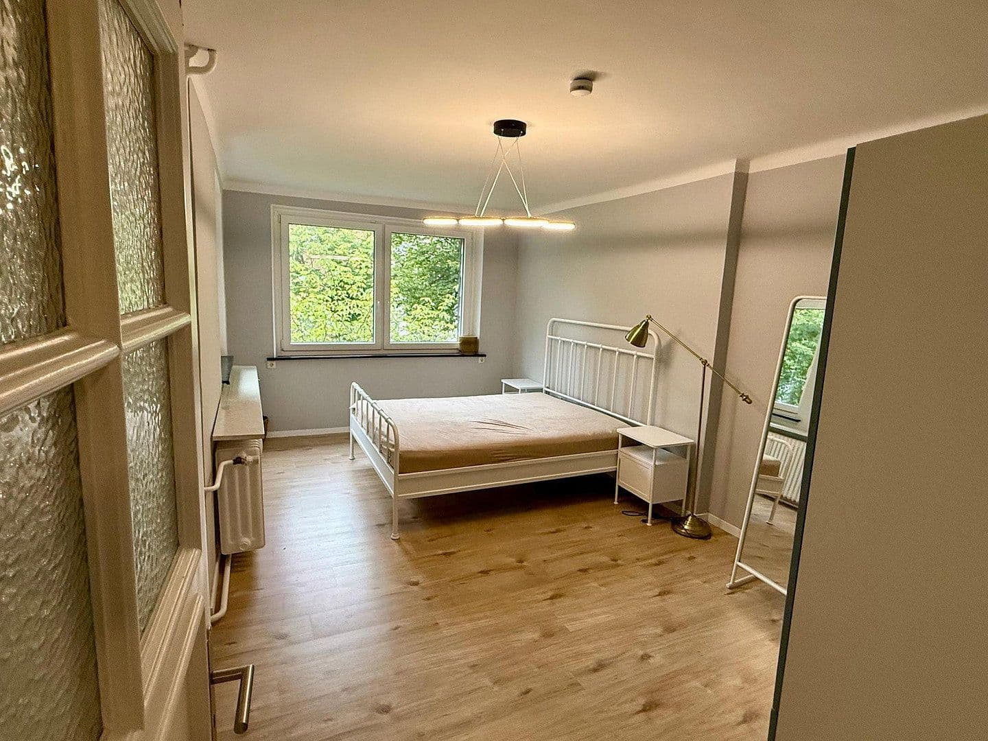 Prenájom bytu 4-izbový 80 m², Hamburg, Hamburg Prenájom bytu 4-izbový 80 m², Hamburg, Hamburg