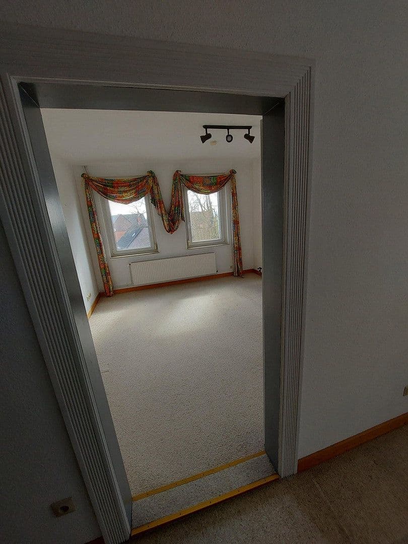 Predaj domu 160 m², pozemok 371 m², Hohenhameln, Dolné Sasko Predaj domu 160 m², pozemok 371 m², Hohenhameln, Dolné Sasko