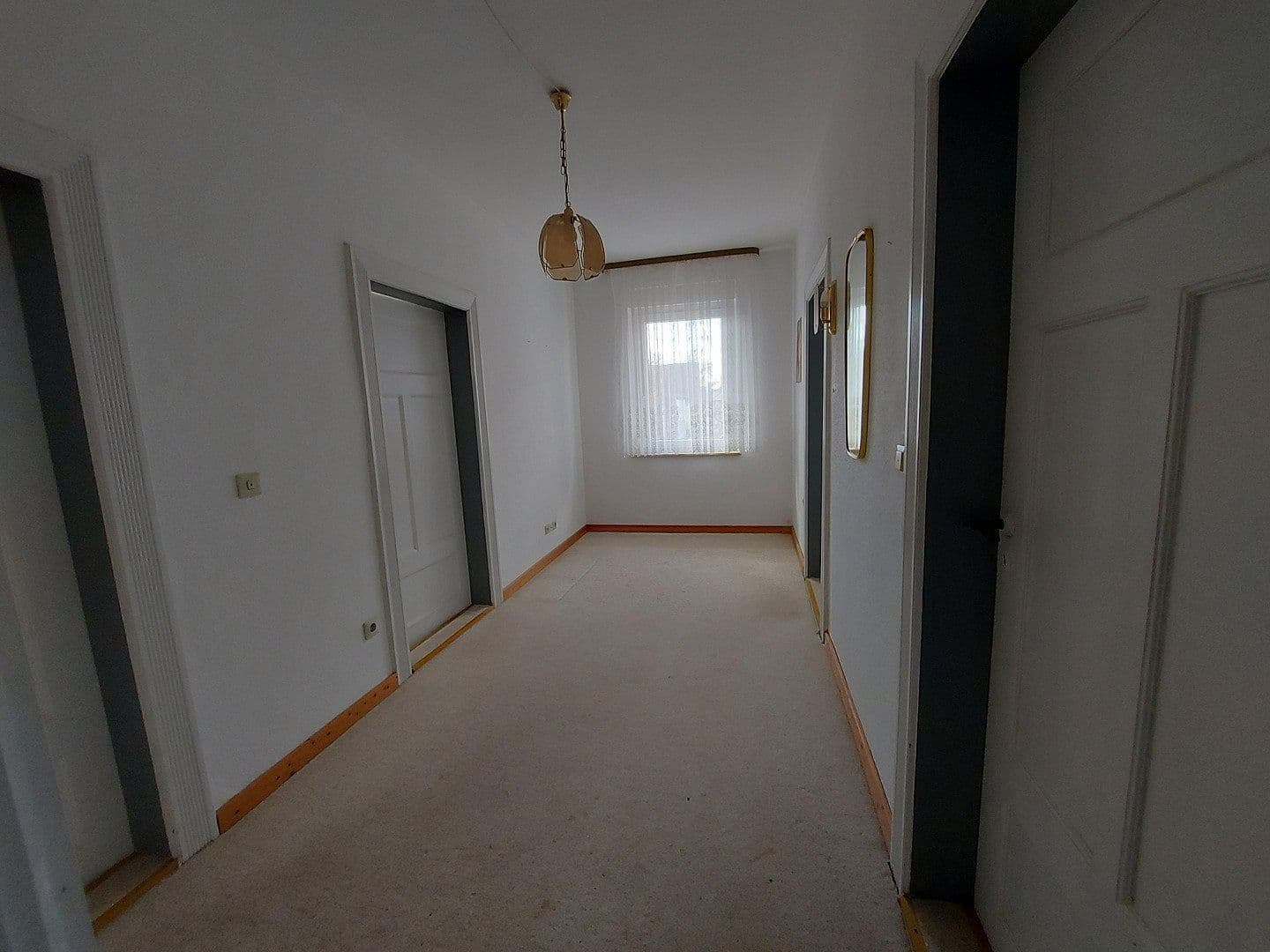 Predaj domu 160 m², pozemok 371 m², Hohenhameln, Dolné Sasko Predaj domu 160 m², pozemok 371 m², Hohenhameln, Dolné Sasko