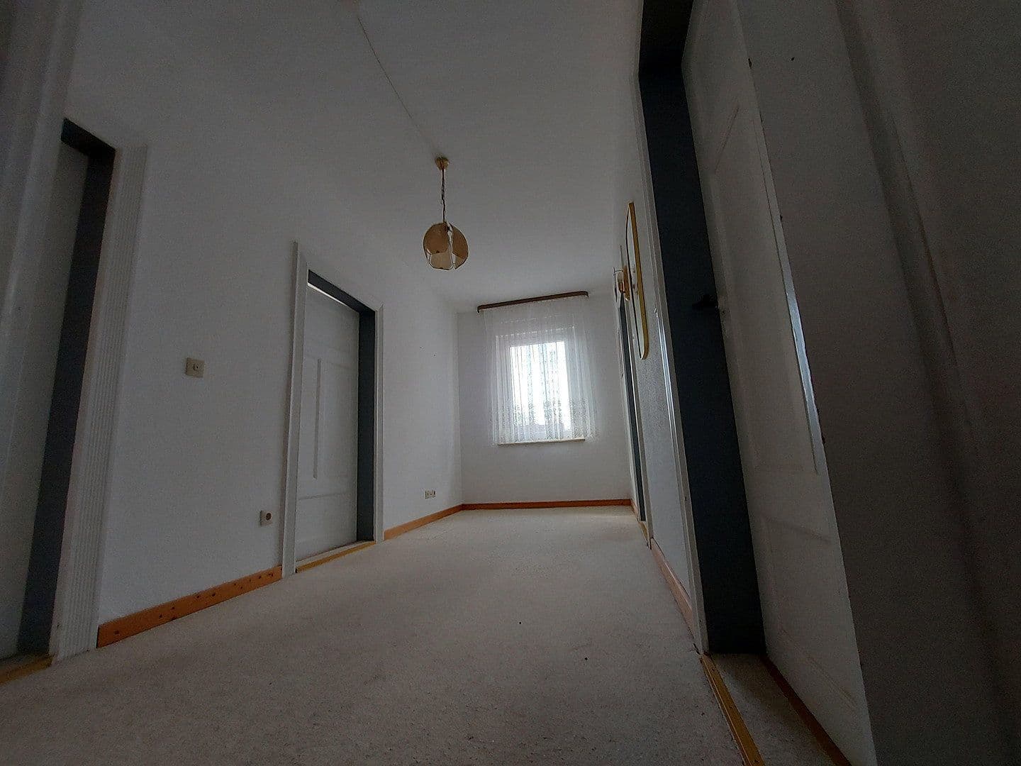 Predaj domu 160 m², pozemok 371 m², Hohenhameln, Dolné Sasko Predaj domu 160 m², pozemok 371 m², Hohenhameln, Dolné Sasko