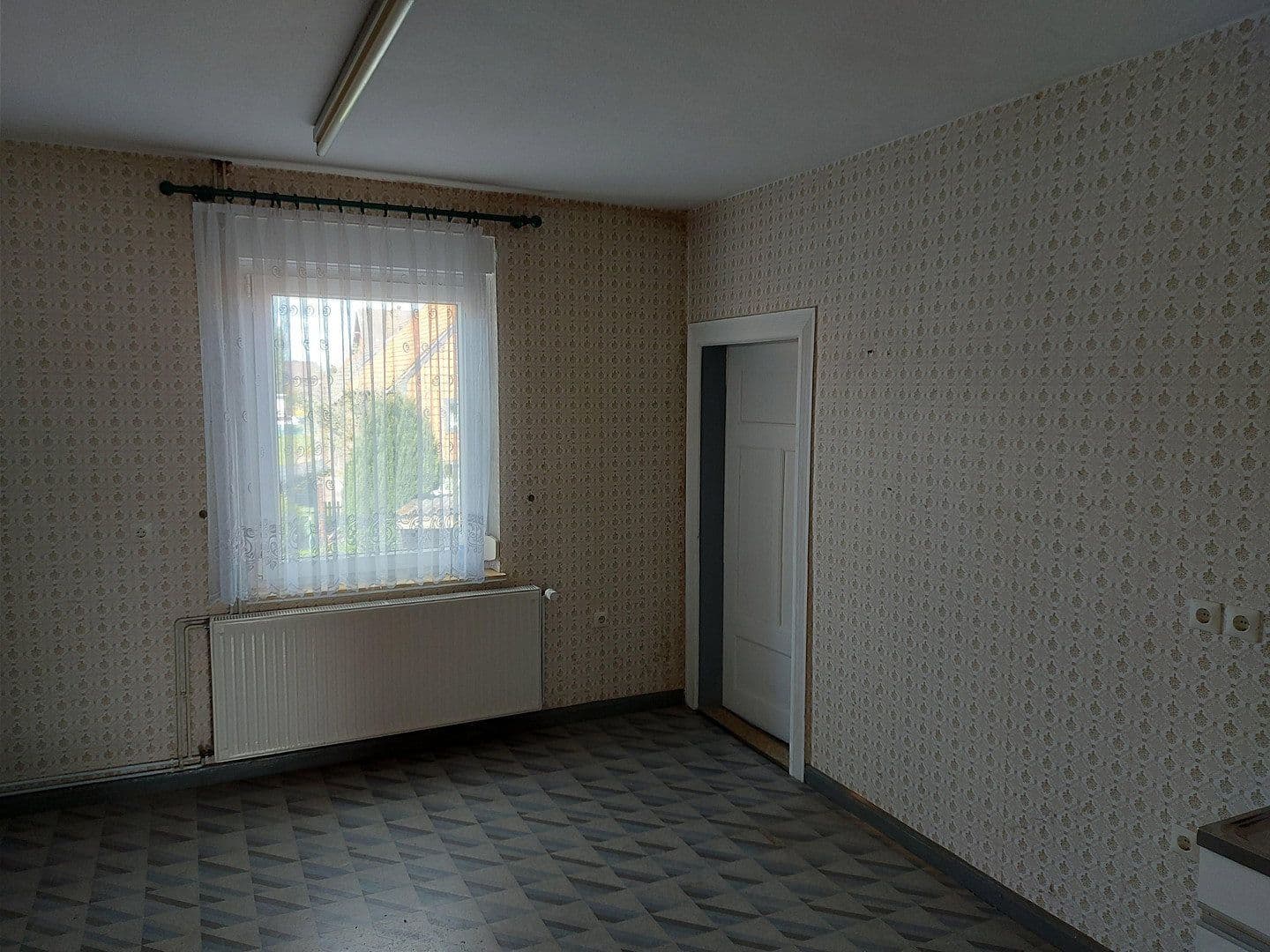 Predaj domu 160 m², pozemok 371 m², Hohenhameln, Dolné Sasko Predaj domu 160 m², pozemok 371 m², Hohenhameln, Dolné Sasko