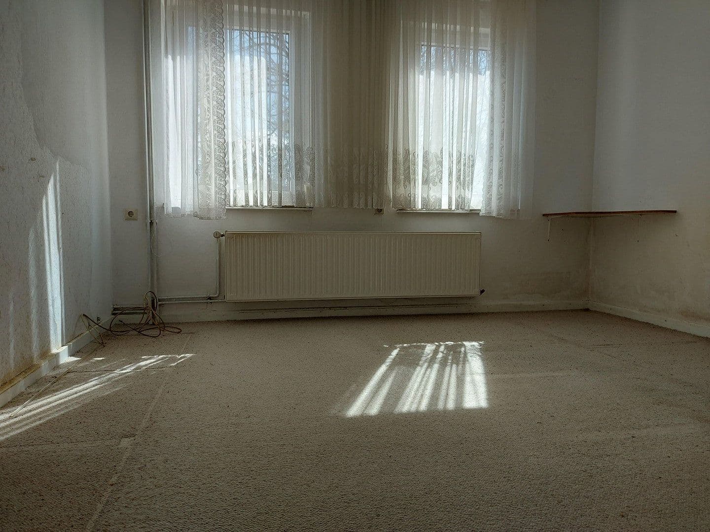 Predaj domu 160 m², pozemok 371 m², Hohenhameln, Dolné Sasko Predaj domu 160 m², pozemok 371 m², Hohenhameln, Dolné Sasko