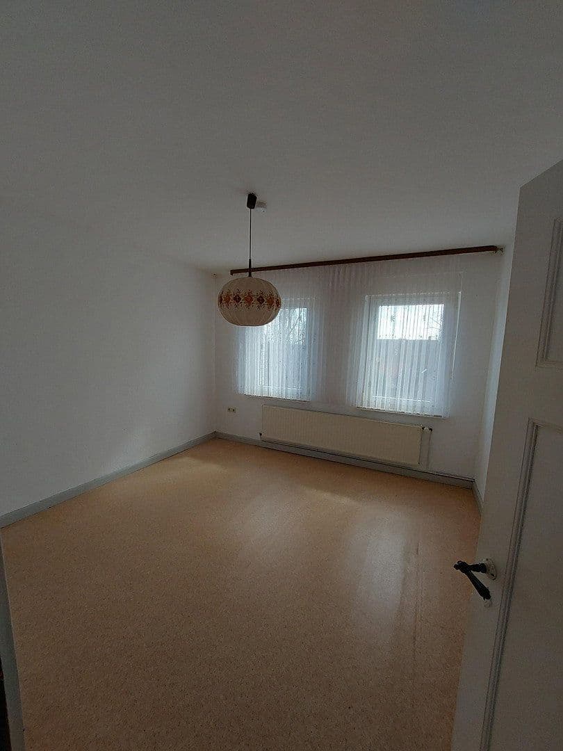 Predaj domu 160 m², pozemok 371 m², Hohenhameln, Dolné Sasko Predaj domu 160 m², pozemok 371 m², Hohenhameln, Dolné Sasko