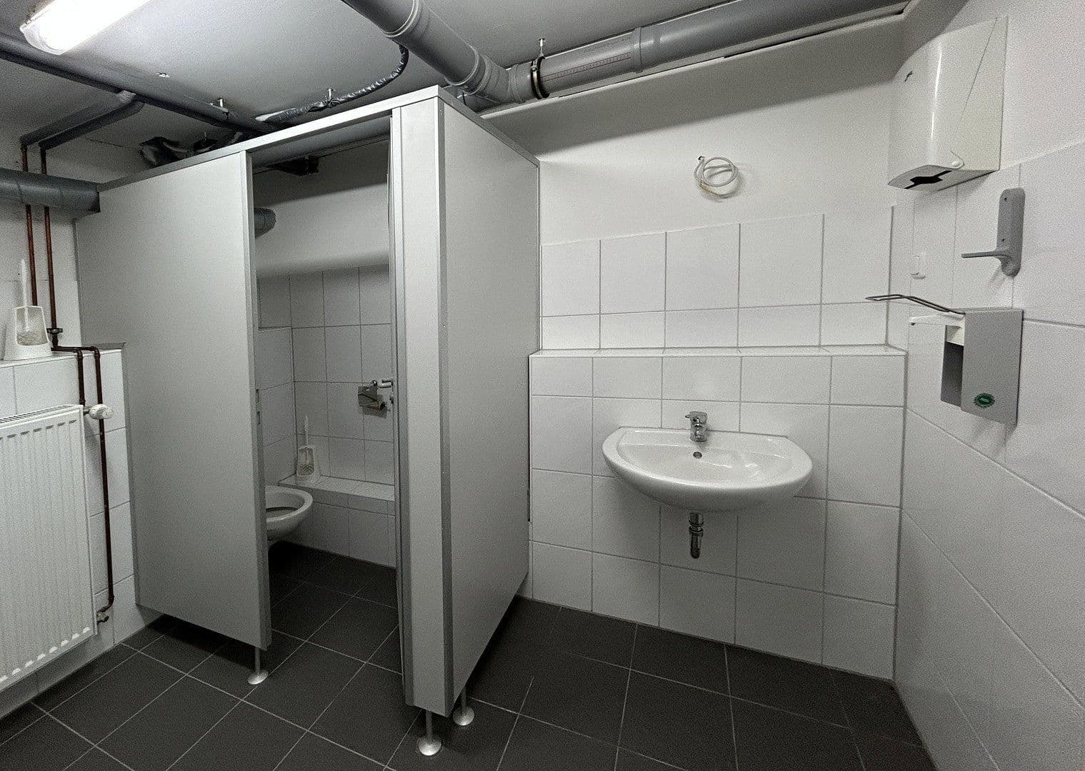 Prenájom kancelárie 1.000 m², Emscherstr. 14, Gelsenkirchen, Severné Porýnie - Westfálsko Prenájom kancelárie 1.000 m², Emscherstr. 14, Gelsenkirchen, Severné Porýnie - Westfálsko