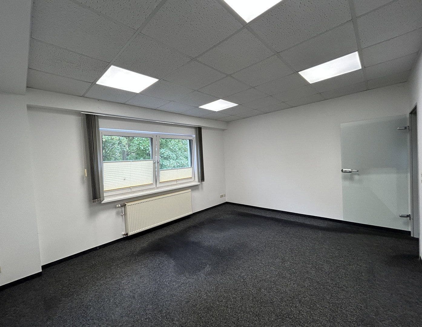 Prenájom kancelárie 1.000 m², Emscherstr. 14, Gelsenkirchen, Severné Porýnie - Westfálsko Prenájom kancelárie 1.000 m², Emscherstr. 14, Gelsenkirchen, Severné Porýnie - Westfálsko