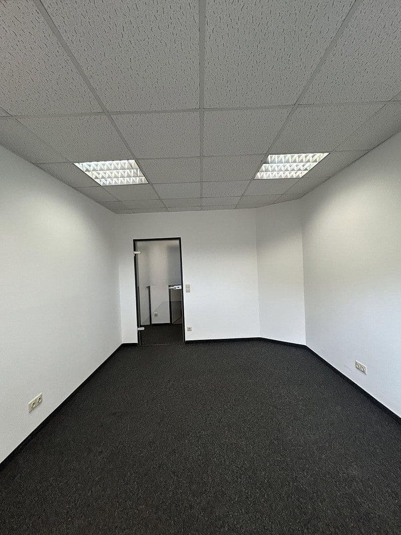 Prenájom kancelárie 1.000 m², Emscherstr. 14, Gelsenkirchen, Severné Porýnie - Westfálsko Prenájom kancelárie 1.000 m², Emscherstr. 14, Gelsenkirchen, Severné Porýnie - Westfálsko