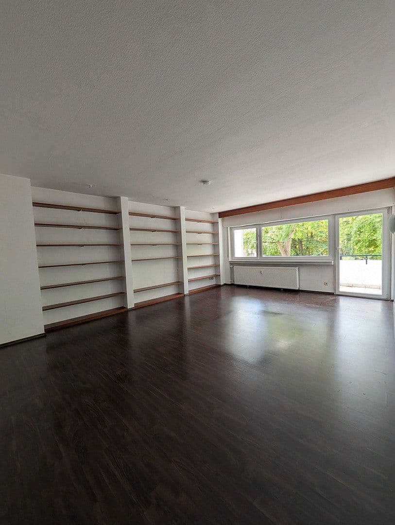 Prenájom bytu 4-izbový 113 m², Badener Str. 16a, Durlach, Bádensko-Wurttembersko Prenájom bytu 4-izbový 113 m², Badener Str. 16a, Durlach, Bádensko-Wurttembersko