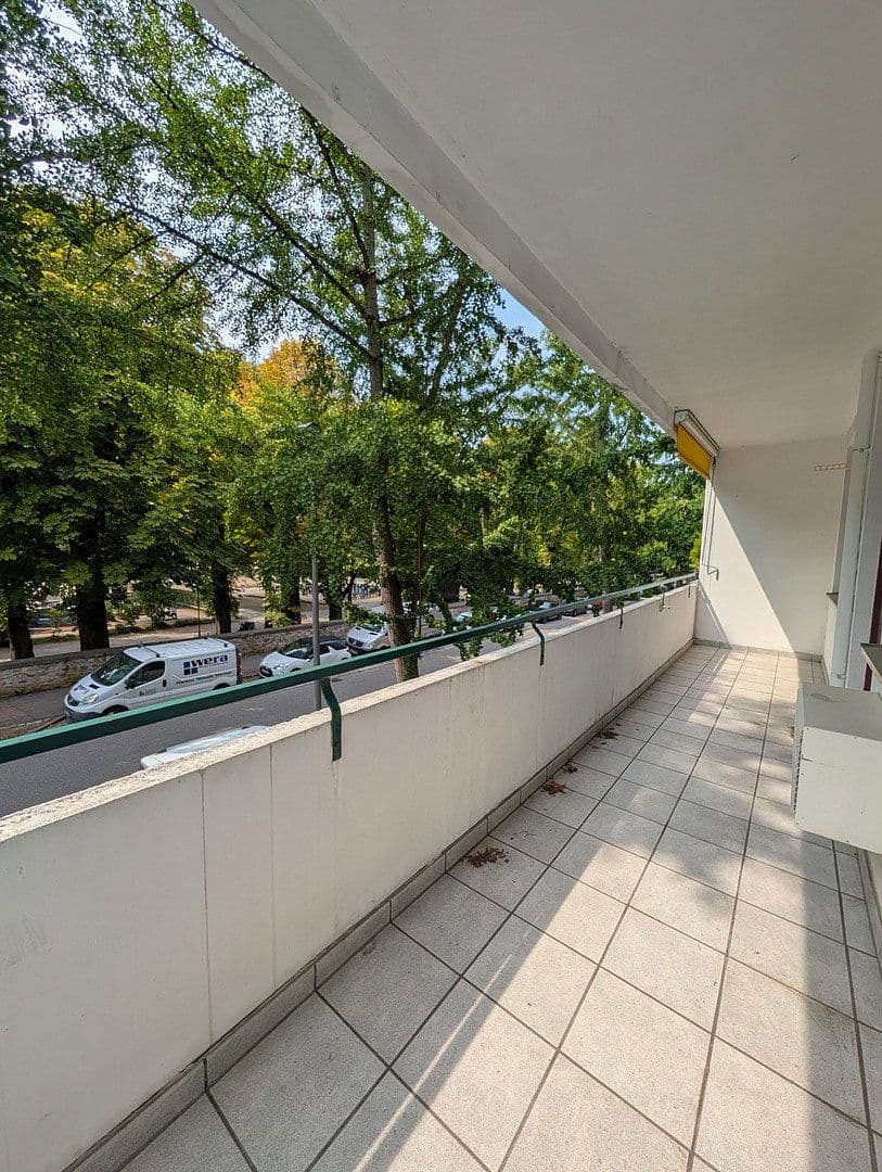 Prenájom bytu 4-izbový 113 m², Badener Str. 16a, Durlach, Bádensko-Wurttembersko Prenájom bytu 4-izbový 113 m², Badener Str. 16a, Durlach, Bádensko-Wurttembersko