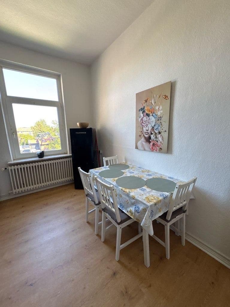 Prenájom bytu 2-izbový 56 m², Wilhelmshaven, Dolné Sasko Prenájom bytu 2-izbový 56 m², Wilhelmshaven, Dolné Sasko
