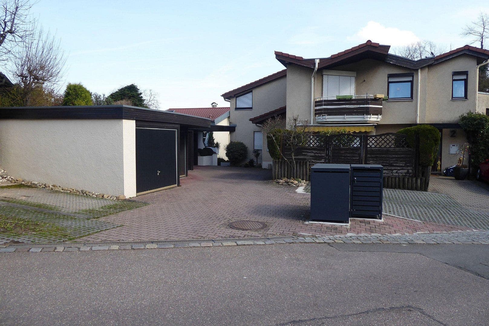 Prenájom domu 99 m², pozemok 72 m², Gerlingen, Bádensko-Wurttembersko Prenájom domu 99 m², pozemok 72 m², Gerlingen, Bádensko-Wurttembersko