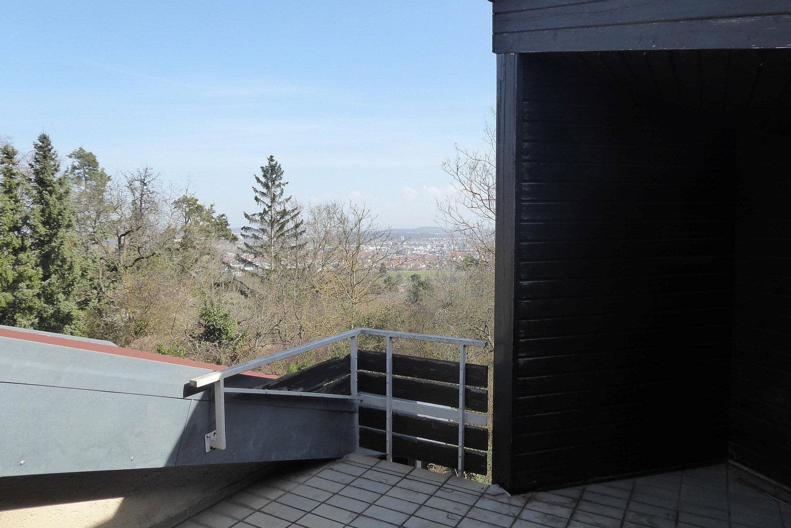 Prenájom domu 99 m², pozemok 72 m², Gerlingen, Bádensko-Wurttembersko Prenájom domu 99 m², pozemok 72 m², Gerlingen, Bádensko-Wurttembersko