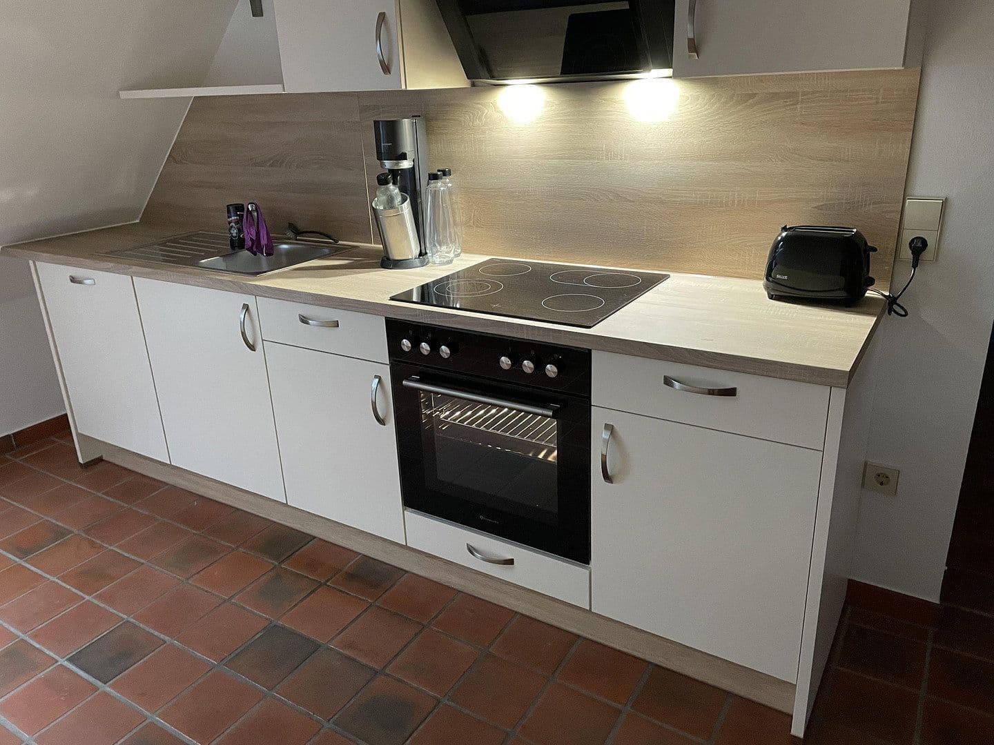 Predaj domu 168 m², pozemok 415 m², Kappelrodeck, Bádensko-Wurttembersko Predaj domu 168 m², pozemok 415 m², Kappelrodeck, Bádensko-Wurttembersko