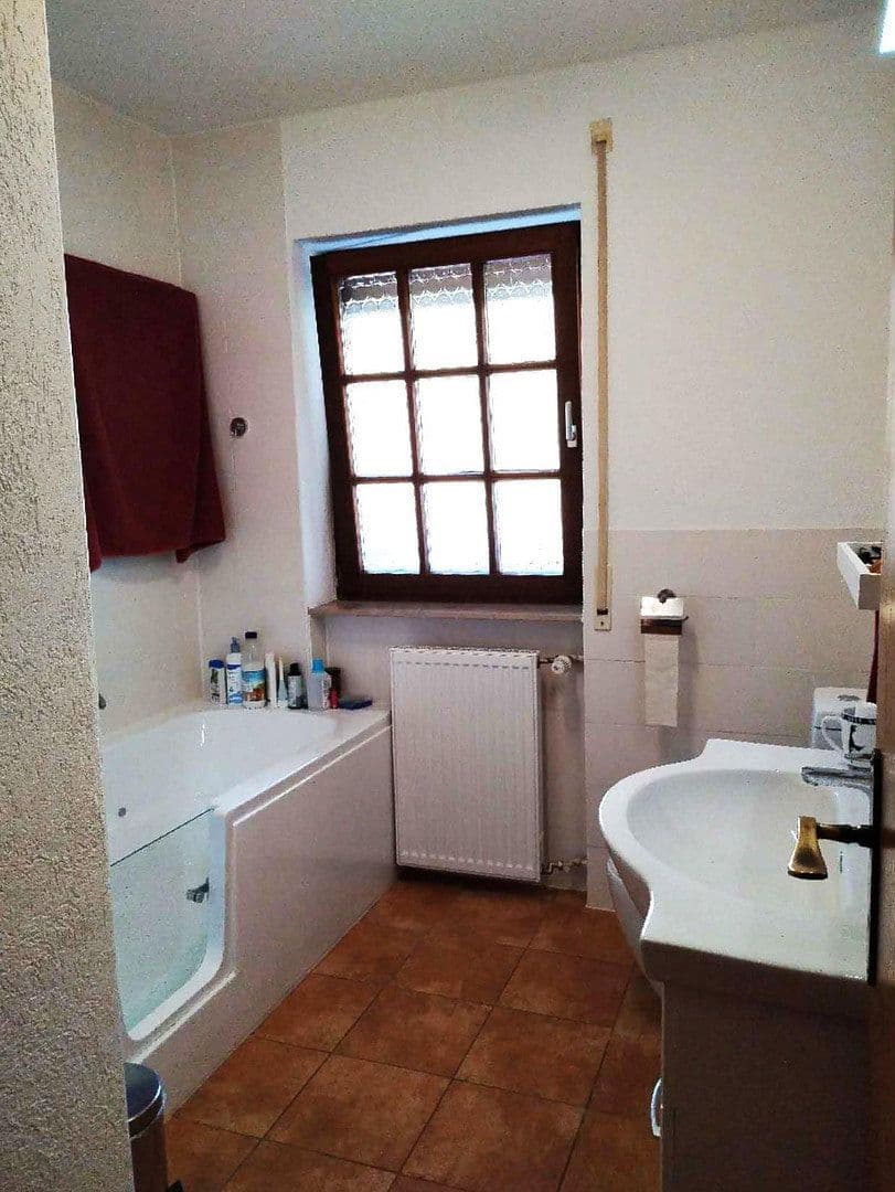 Predaj domu 168 m², pozemok 415 m², Kappelrodeck, Bádensko-Wurttembersko Predaj domu 168 m², pozemok 415 m², Kappelrodeck, Bádensko-Wurttembersko