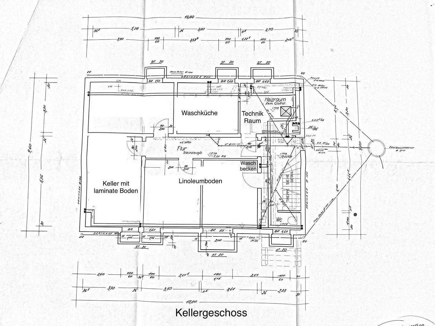 Predaj domu 265 m², pozemok 282 m², Rottweil, Bádensko-Wurttembersko Predaj domu 265 m², pozemok 282 m², Rottweil, Bádensko-Wurttembersko