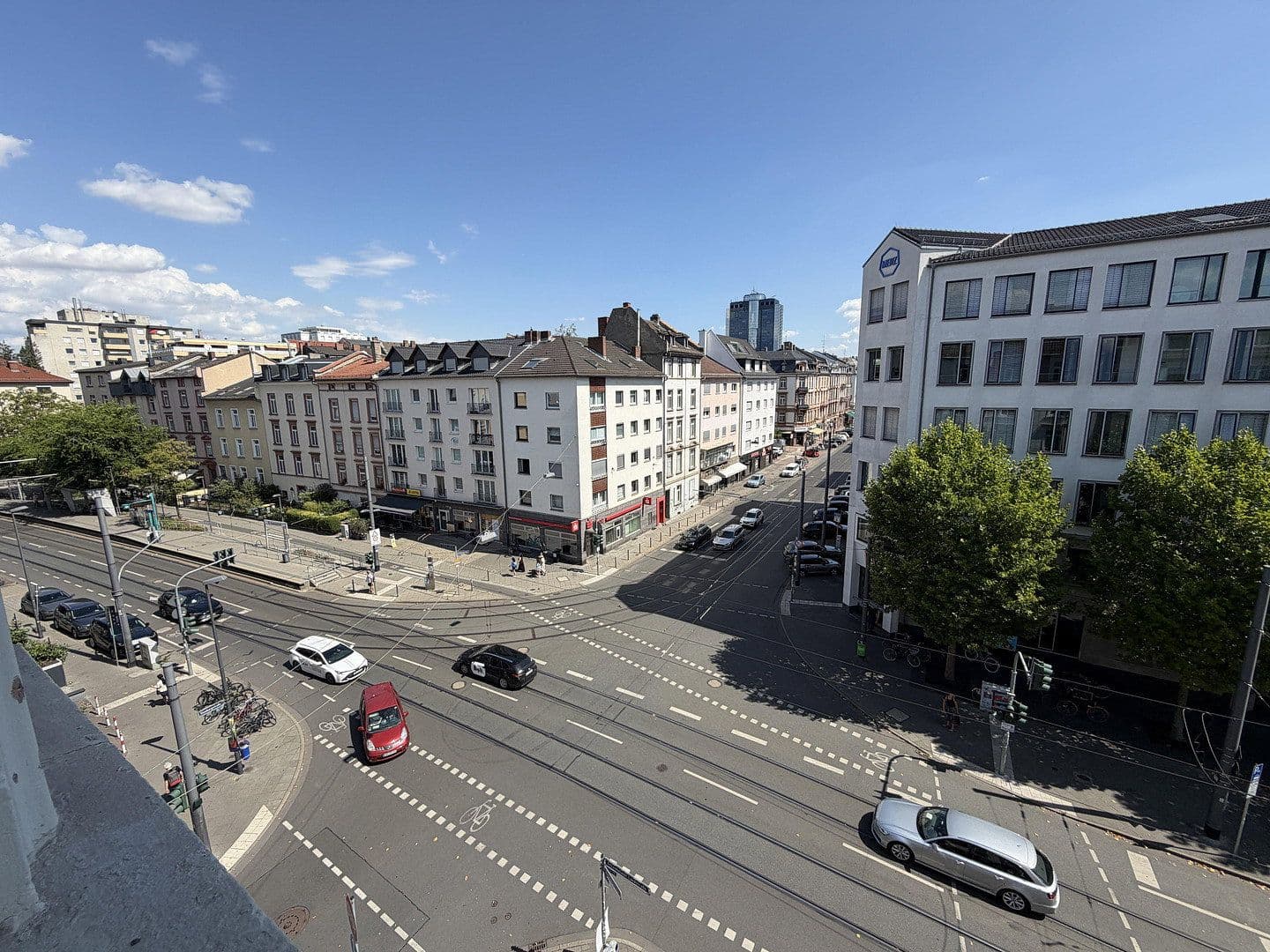 Prenájom bytu 3-izbový 98 m², Eckenheimer Landstraße 103, Frankfurt am Main, Hesensko Prenájom bytu 3-izbový 98 m², Eckenheimer Landstraße 103, Frankfurt am Main, Hesensko