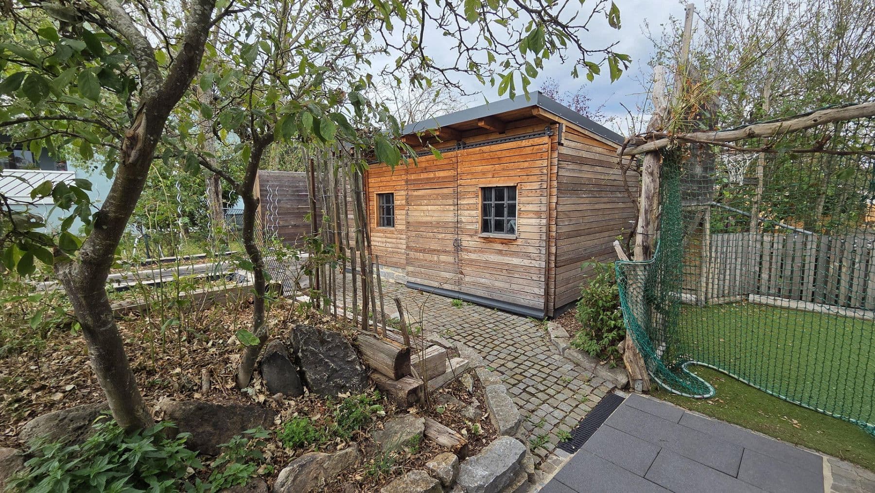 Prenájom bytu 6-izbový 156 m², Uehlfeld, Bavorsko Prenájom bytu 6-izbový 156 m², Uehlfeld, Bavorsko