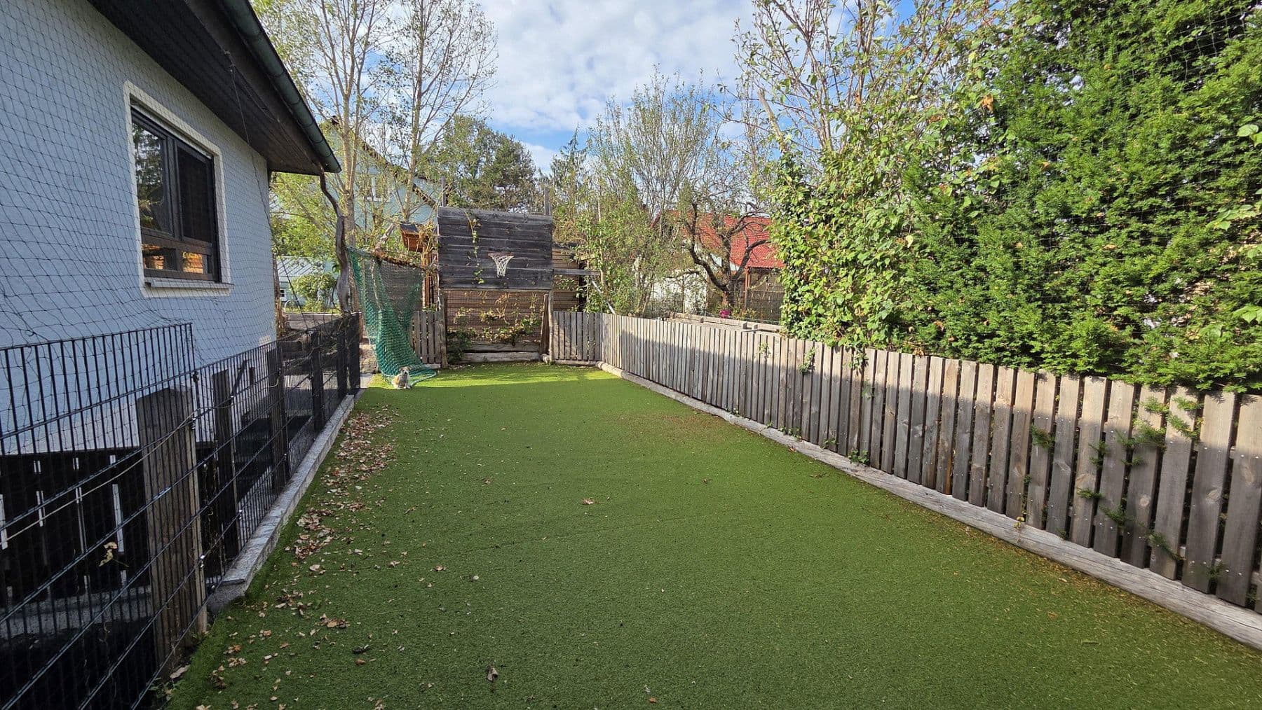 Prenájom bytu 6-izbový 156 m², Uehlfeld, Bavorsko Prenájom bytu 6-izbový 156 m², Uehlfeld, Bavorsko