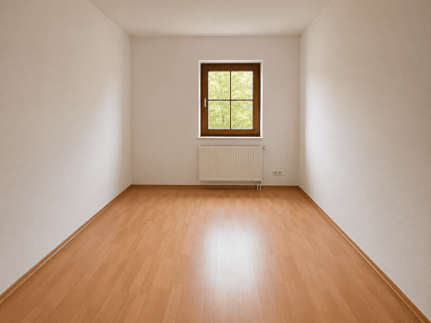 Prenájom bytu 3-izbový 73 m², Hauptstraße 4c, Cossebaude, Sasko Prenájom bytu 3-izbový 73 m², Hauptstraße 4c, Cossebaude, Sasko
