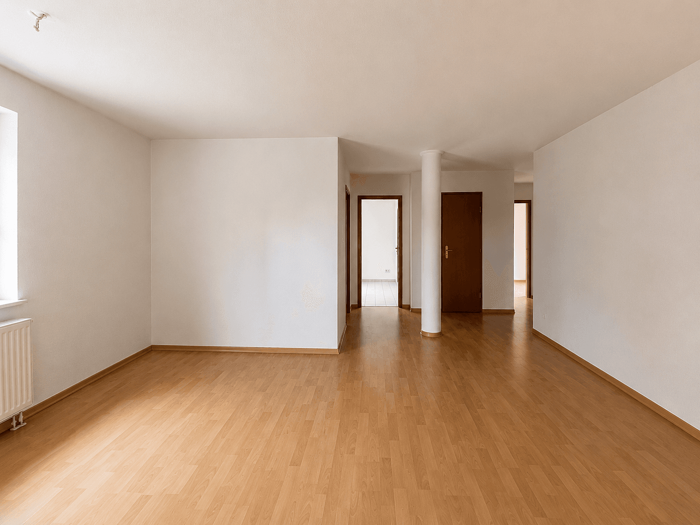 Prenájom bytu 3-izbový 73 m², Hauptstraße 4c, Cossebaude, Sasko Prenájom bytu 3-izbový 73 m², Hauptstraße 4c, Cossebaude, Sasko