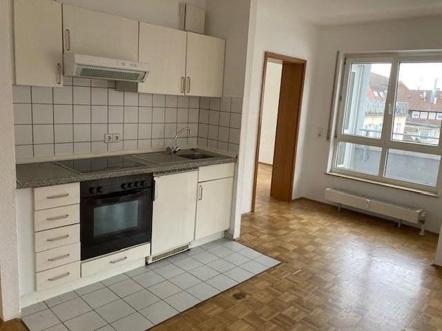 Prenájom bytu 2-izbový 63 m², Richard-Hirschmann-Str. 9, Esslingen am Neckar, Bádensko-Wurttembersko Prenájom bytu 2-izbový 63 m², Richard-Hirschmann-Str. 9, Esslingen am Neckar, Bádensko-Wurttembersko