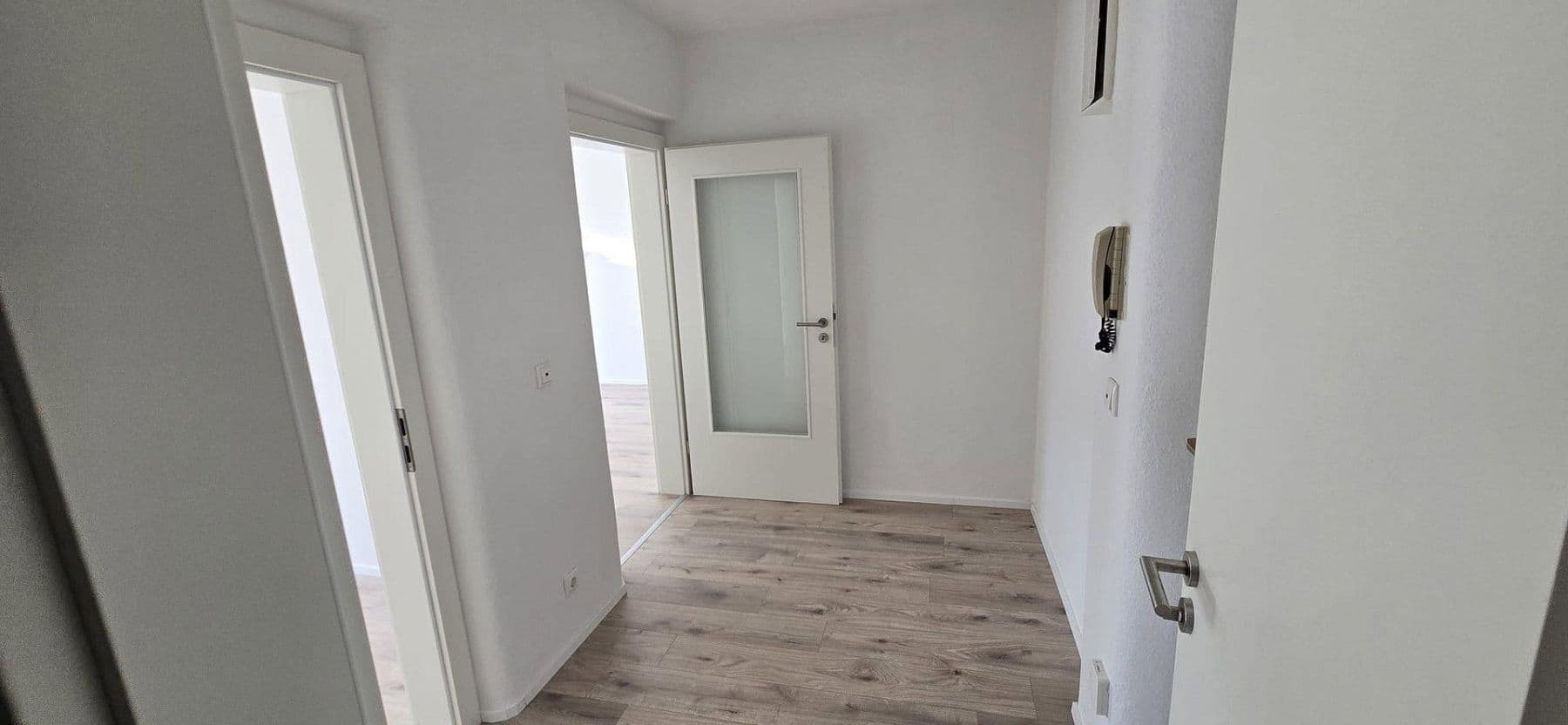 Prenájom bytu 2-izbový 60 m², Auerbacher Str. 16, Rodewisch, Sasko Prenájom bytu 2-izbový 60 m², Auerbacher Str. 16, Rodewisch, Sasko