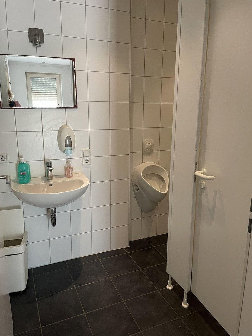 Prenájom kancelárie 80 m², Pfarrer-Reukes-Str. 12, Gronau, Severné Porýnie - Westfálsko Prenájom kancelárie 80 m², Pfarrer-Reukes-Str. 12, Gronau, Severné Porýnie - Westfálsko