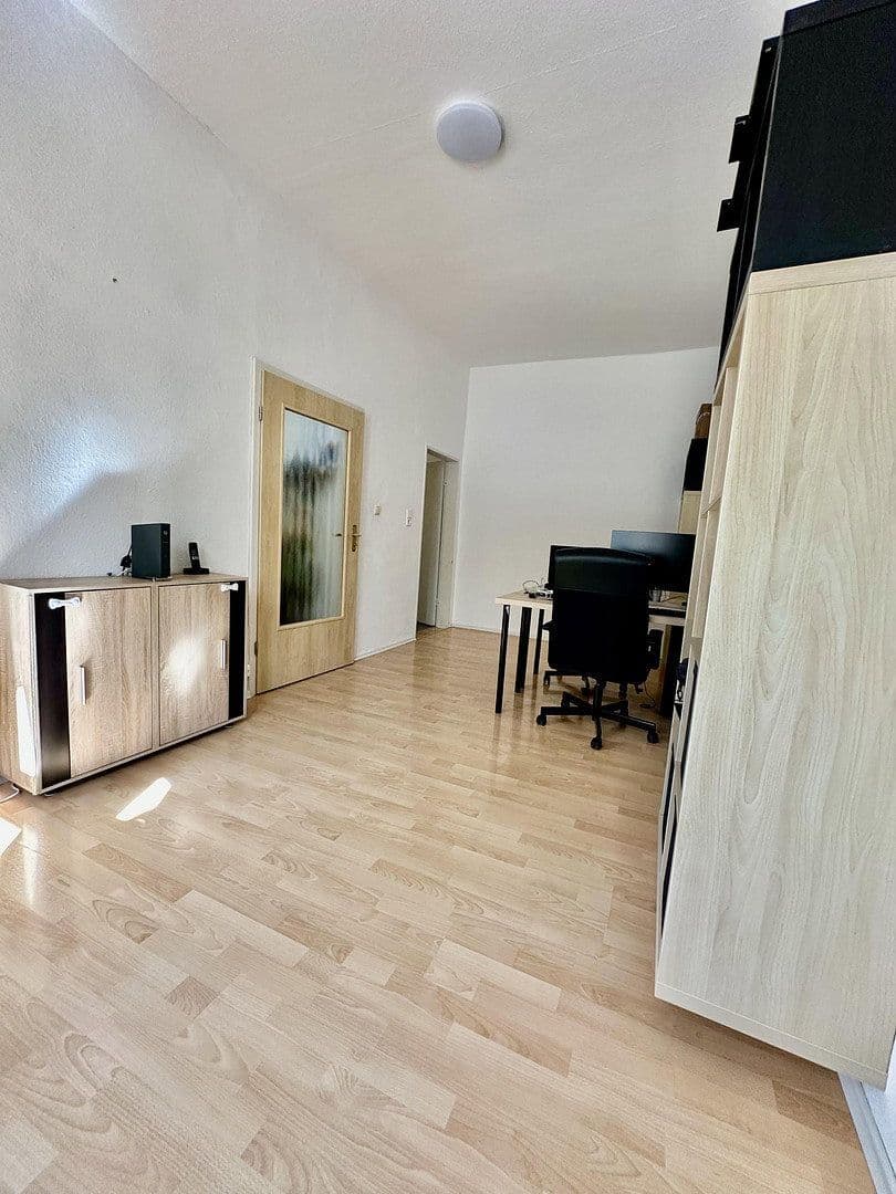 Prenájom bytu 3-izbový 73 m², Gliesmaroder Str. 93, Braunschweig, Dolné Sasko Prenájom bytu 3-izbový 73 m², Gliesmaroder Str. 93, Braunschweig, Dolné Sasko