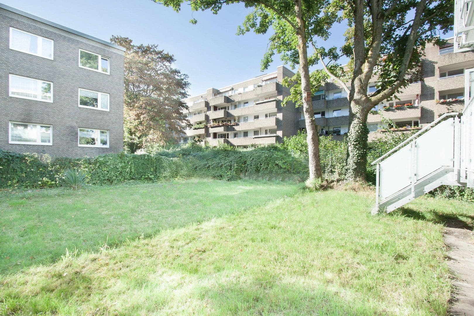 Prenájom bytu 3-izbový 90 m², Arnold-Schönberg-Str. 5, Düsseldorf, Severné Porýnie - Westfálsko Prenájom bytu 3-izbový 90 m², Arnold-Schönberg-Str. 5, Düsseldorf, Severné Porýnie - Westfálsko