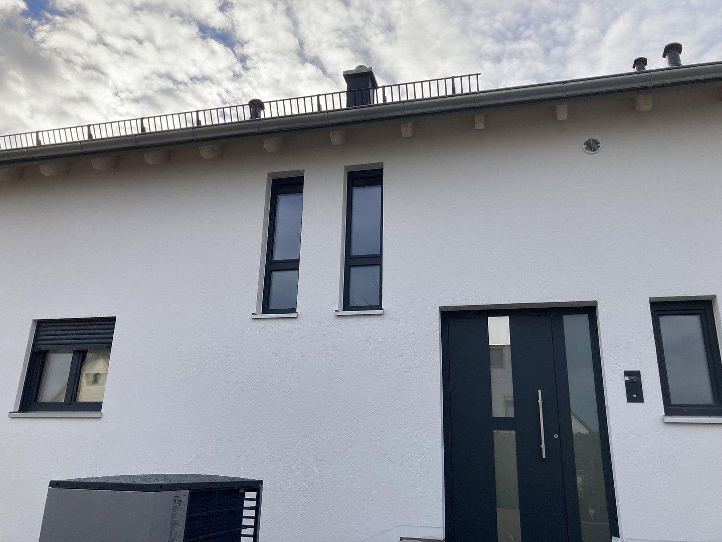 Prenájom domu 177 m², pozemok 548 m², Biberbach, Bavorsko Prenájom domu 177 m², pozemok 548 m², Biberbach, Bavorsko