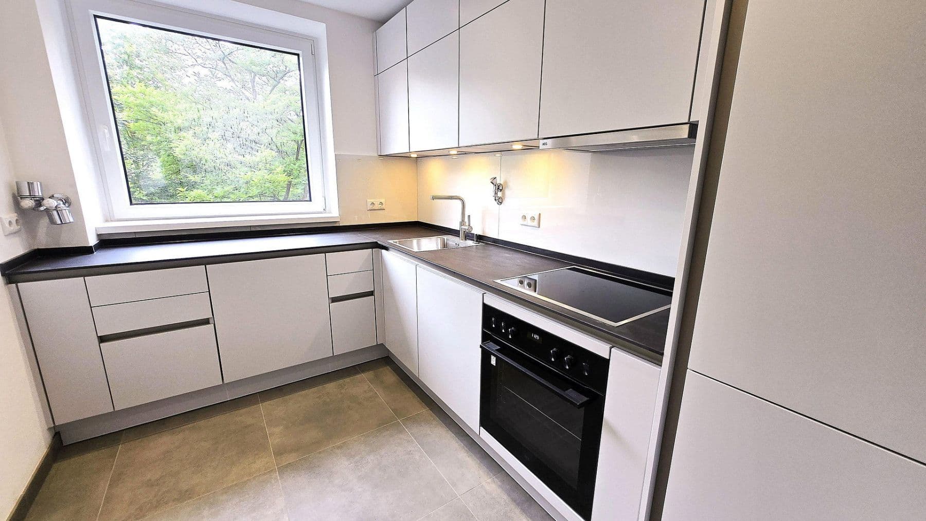 Predaj bytu 2-izbový 67 m², Hamburg, Hamburg Predaj bytu 2-izbový 67 m², Hamburg, Hamburg