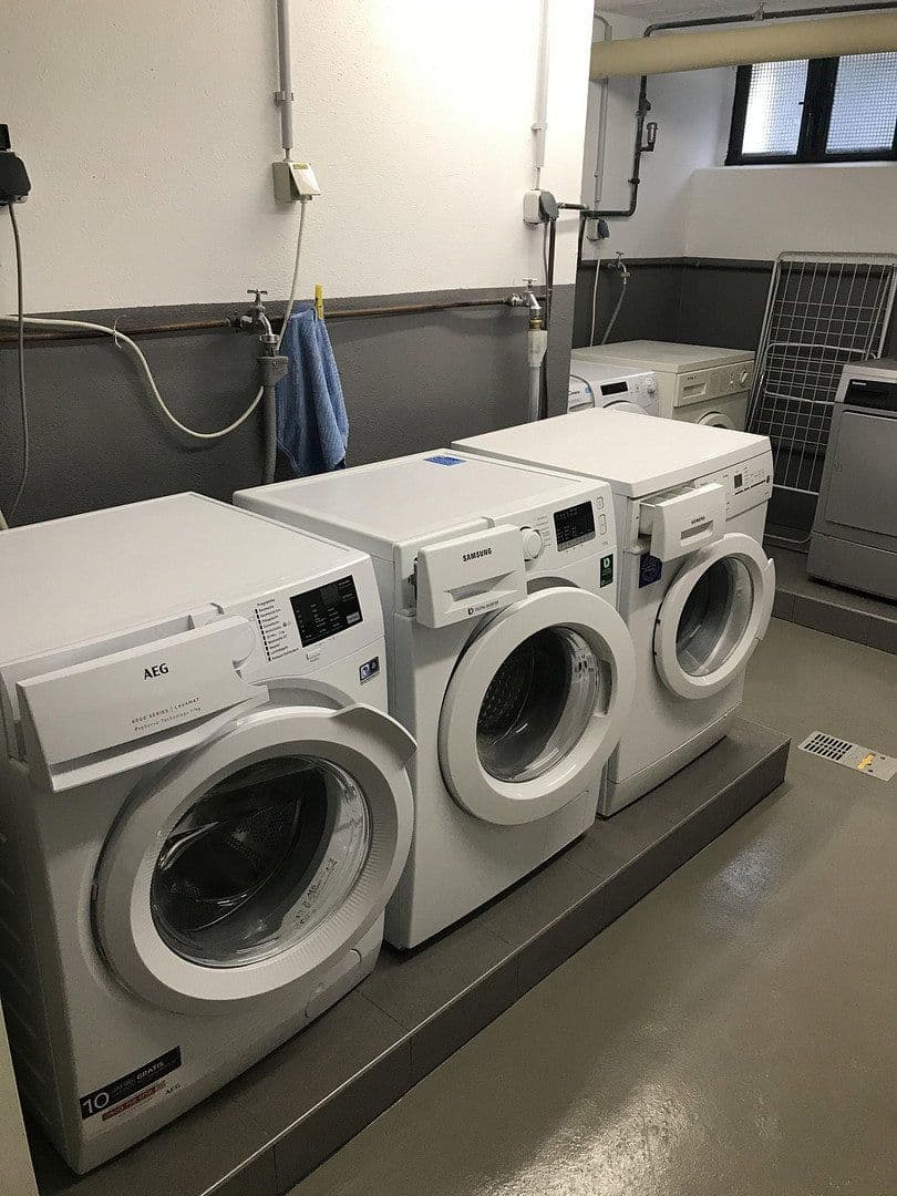 Prenájom bytu 2-izbový 55 m², Düsseldorf, Severné Porýnie - Westfálsko Prenájom bytu 2-izbový 55 m², Düsseldorf, Severné Porýnie - Westfálsko